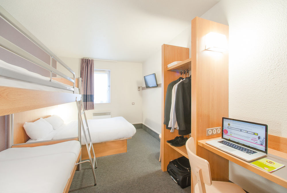 B&B Hotel Colmar Vignobles Ouest ヴィンツェンハイム エクステリア 写真