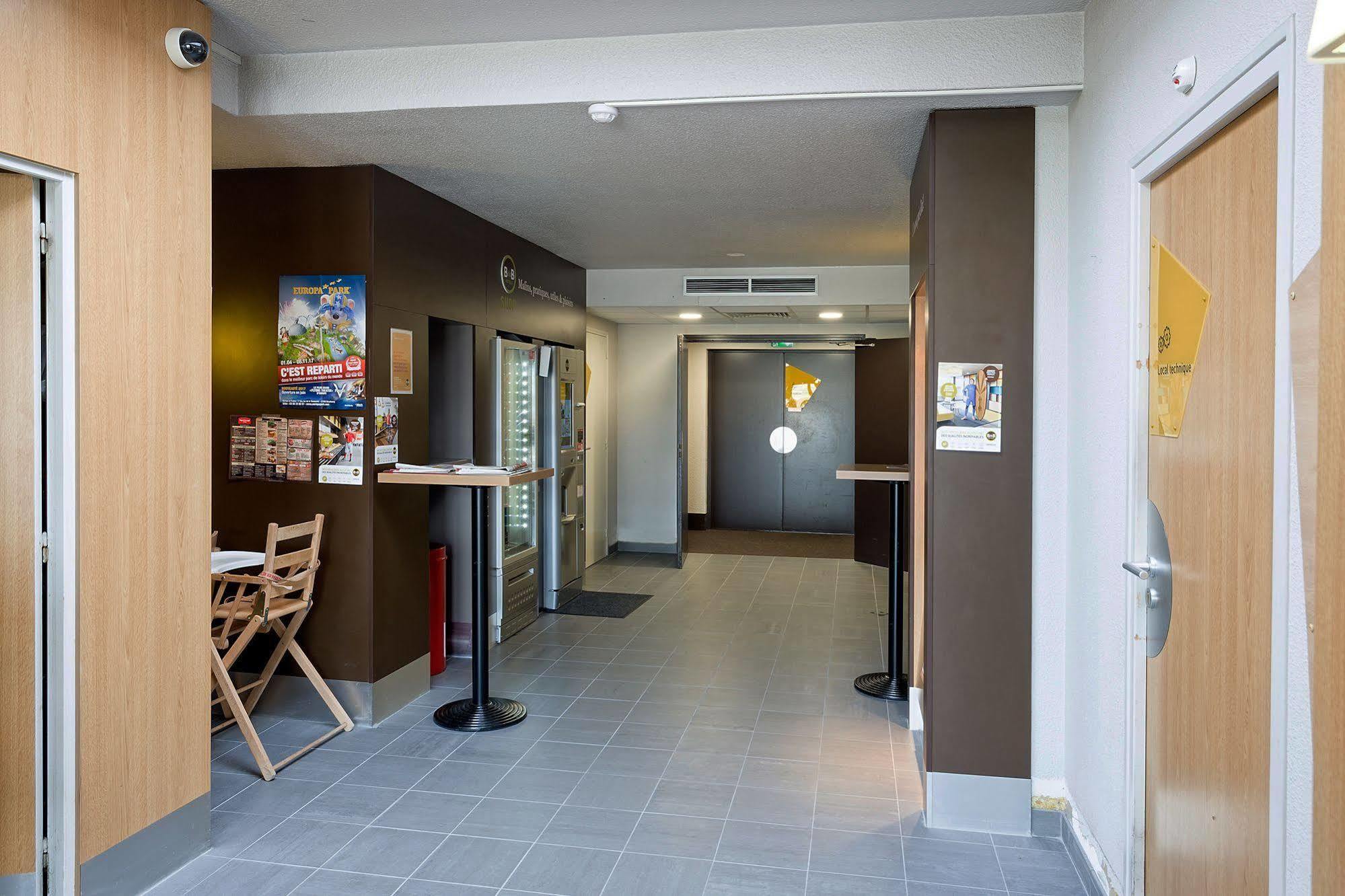 B&B Hotel Colmar Vignobles Ouest ヴィンツェンハイム エクステリア 写真